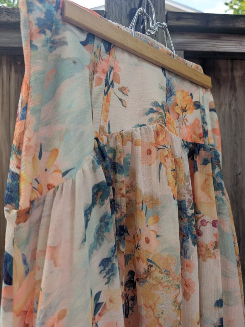 Asymmetrical Floral Lace Anthropologie skirt (L) - Picture 3 of 6